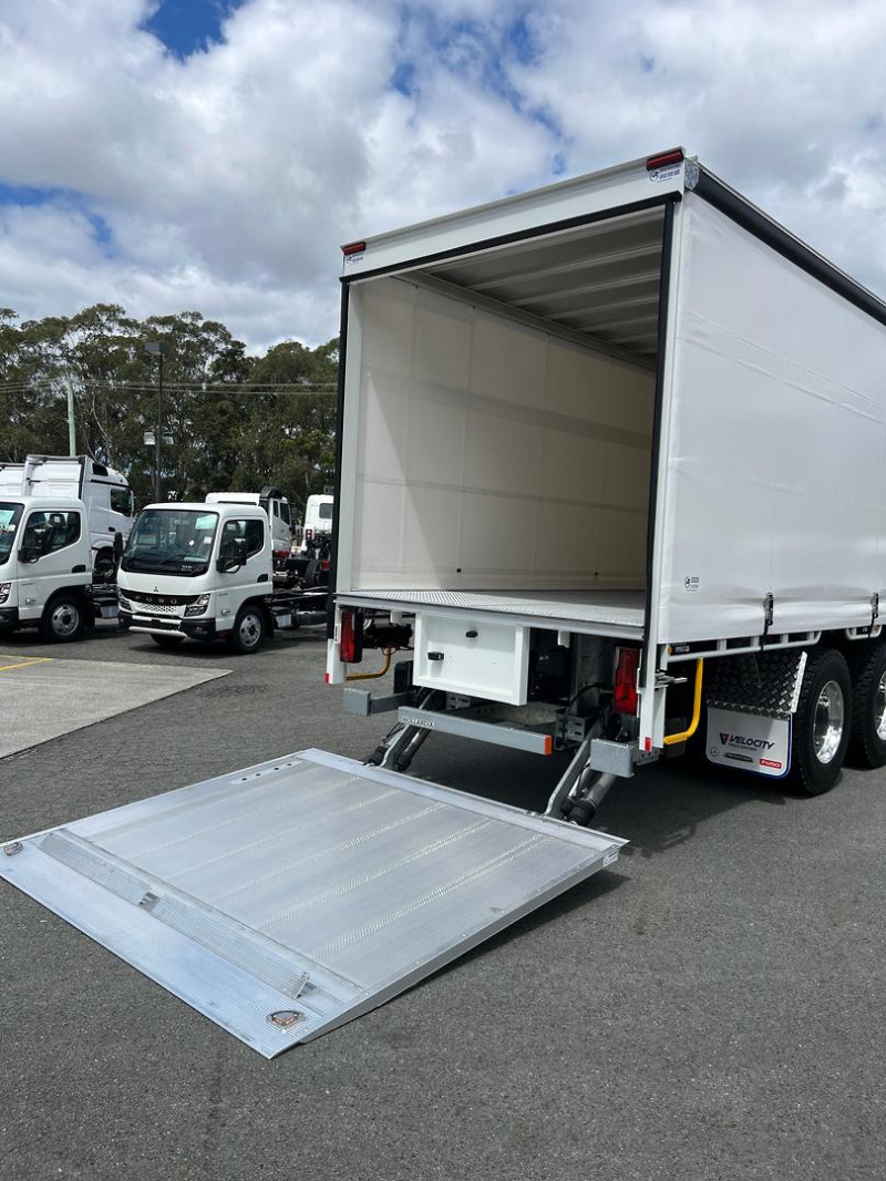 2026 Fuso Shogun FV84 400 Curtainsider 8700mml with a 3T DHollandia Tailgate 