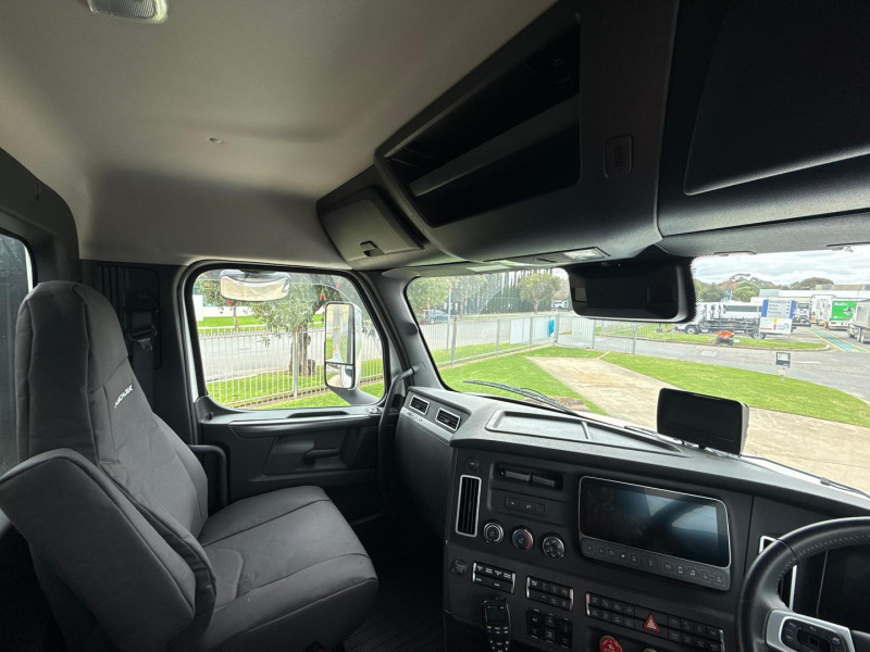 Velocity Truck Centers Australia