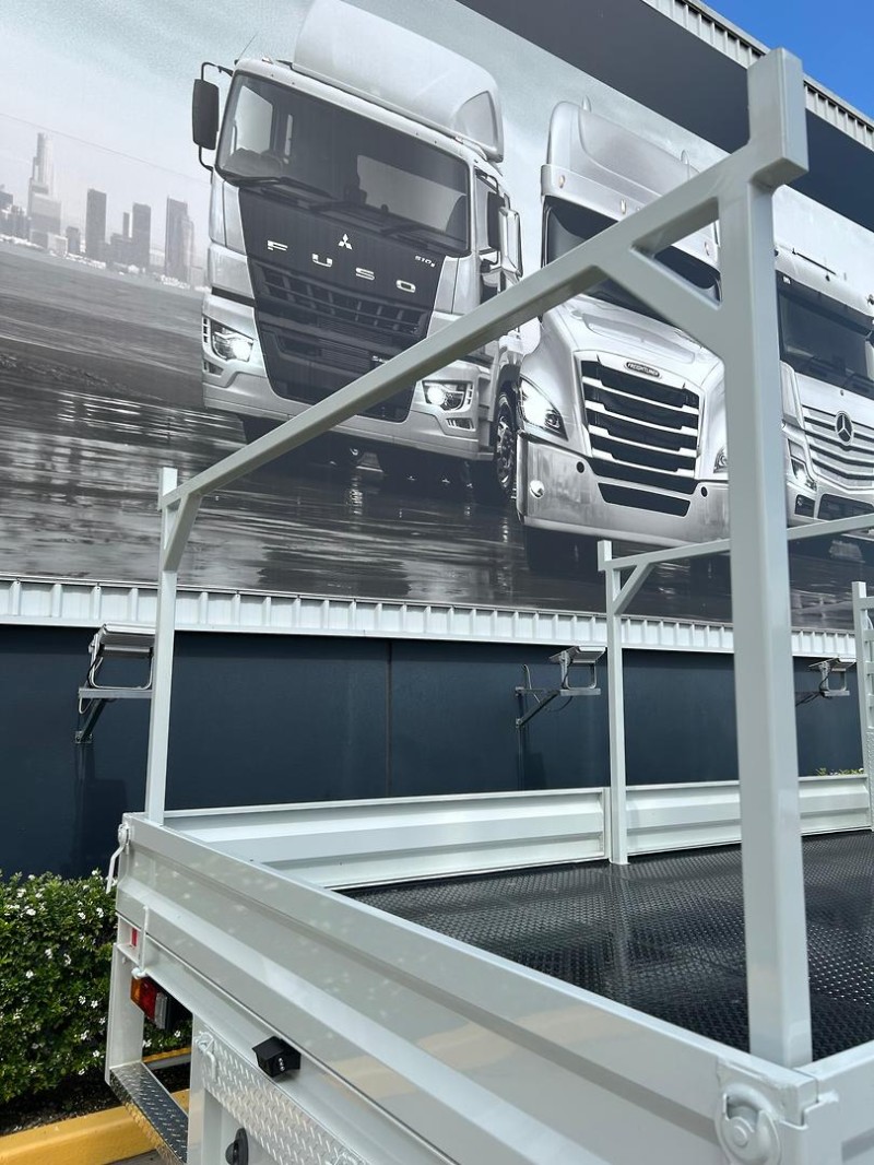 2025 Fuso Canter 615 Canter 615 Concreters Steel Tray 