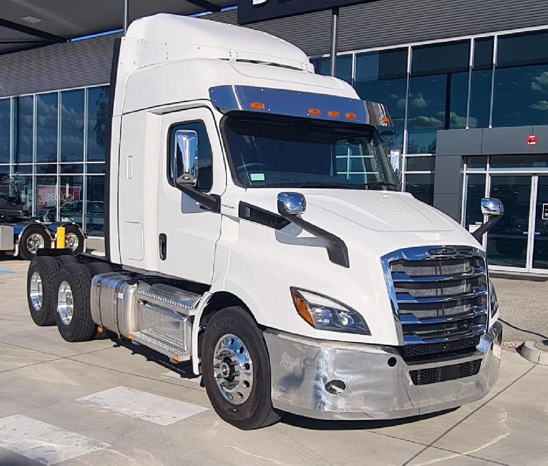 2023 Freightliner Cascadia 116 