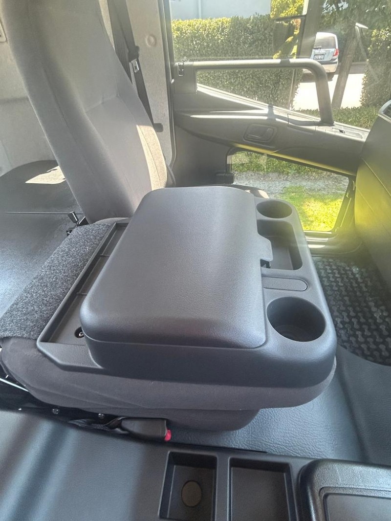 2025 Fuso Fighter 1224 Auto Traytop 