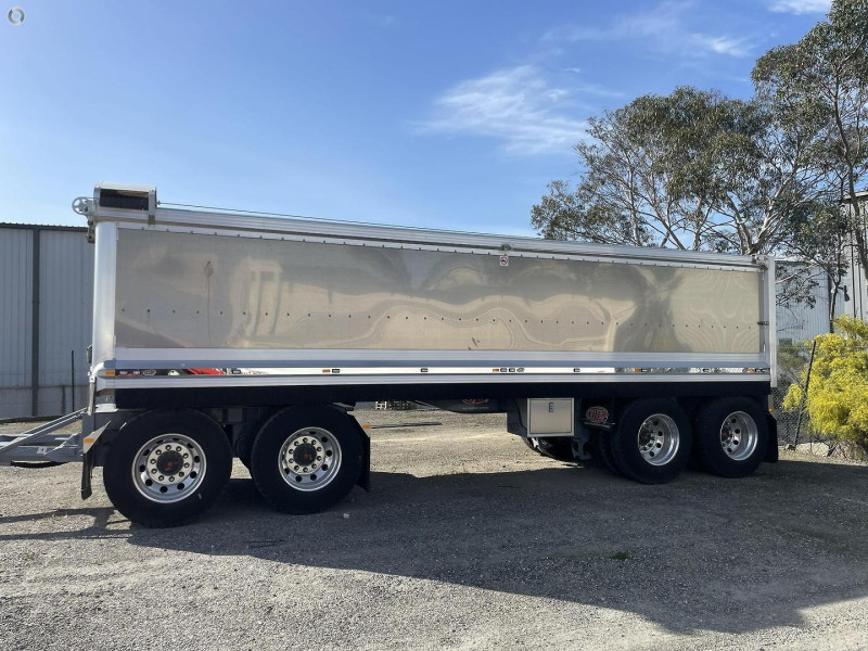 2024 BTE 4 AXLE DOG TIPPER TRAILER