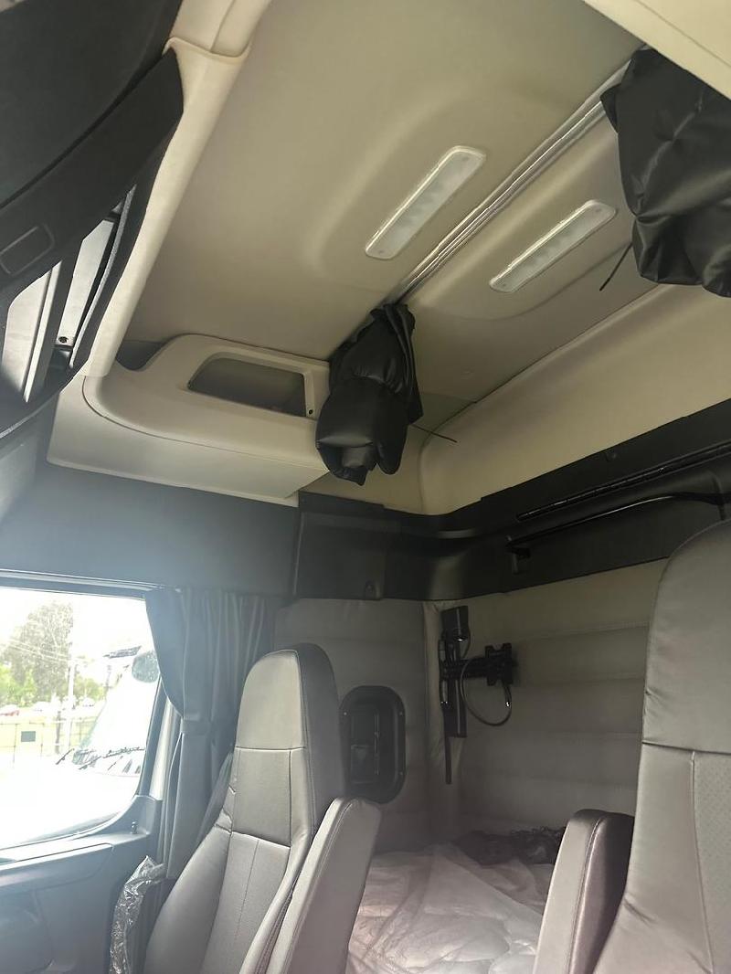 2024 Freightliner Cascadia 116 Freightliner Cascadia 116 