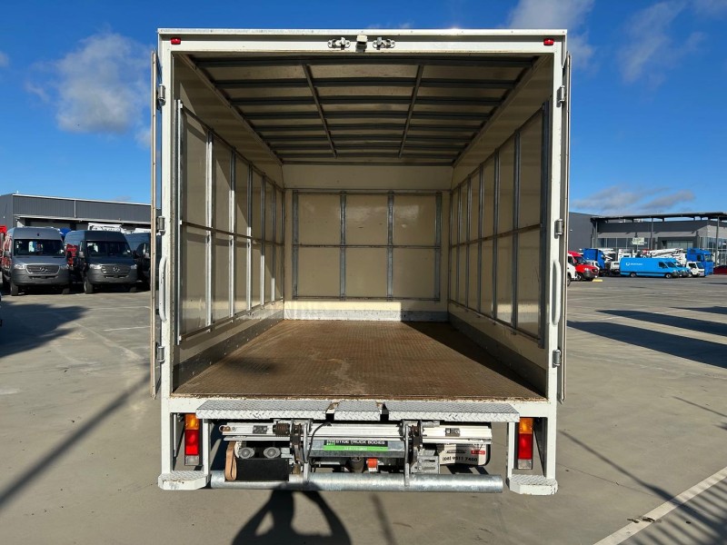 2021 Fuso Canter 515 Box Truck AUTO 