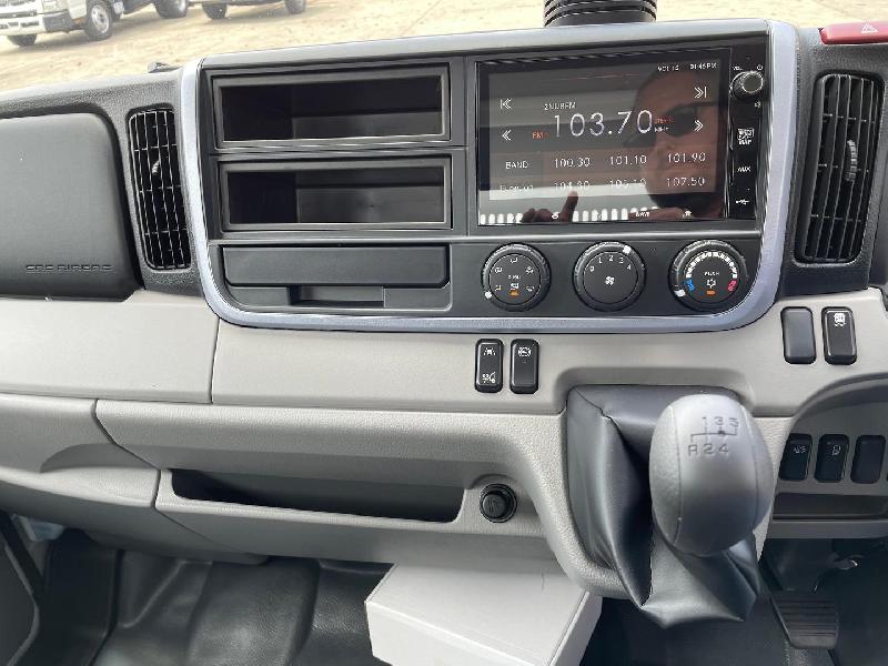 2023 Fuso Canter 515 