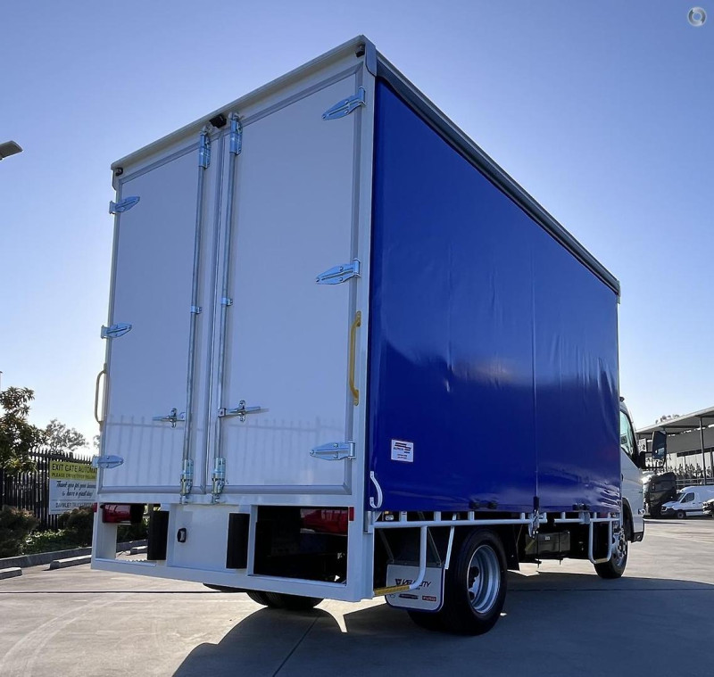 2026 Fuso Canter 815 6 PALLET CURTAINSIDE BODY 