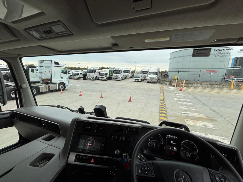 2024 Fuso Shogun FP74 400 PRIME MOVER 