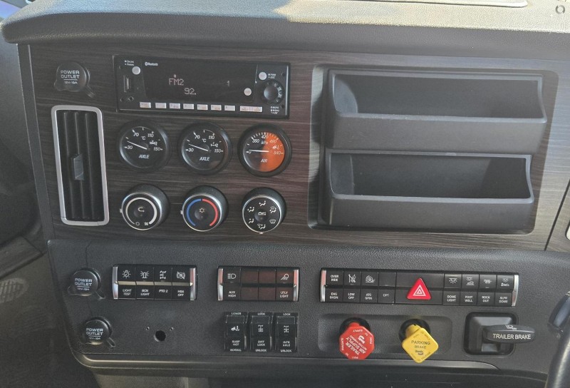 2021 Freightliner Cascadia 126 12 SPEED AUTOMATED MANUAL DETROIT TRANSMISSION 
