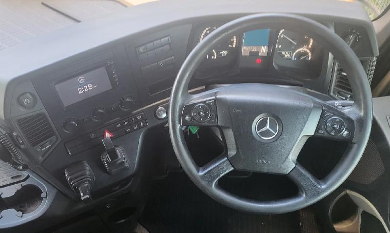 2017 Mercedes-Benz Actros 2763LS 