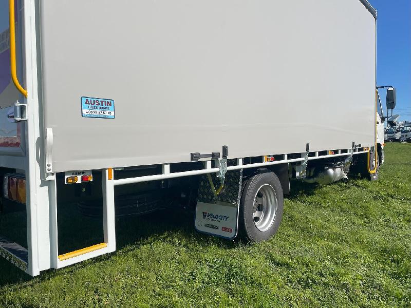 2024 Fuso Fighter 1224 e6 10 Pallet Curtainsider 