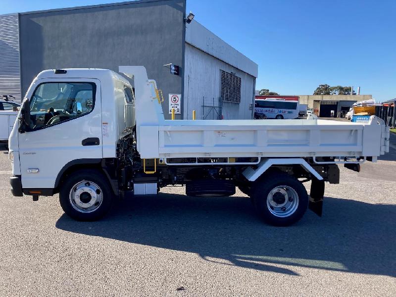 2025 Fuso Canter 815 Tipper 