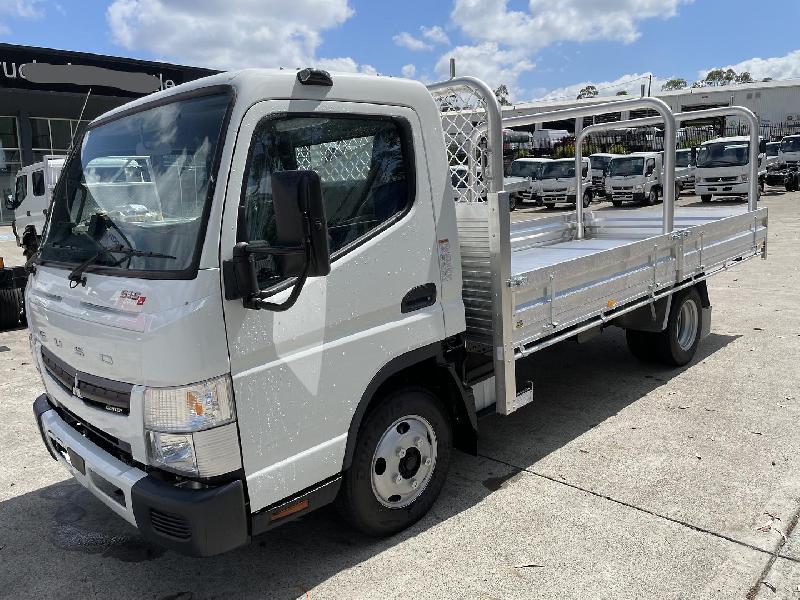 2023 Fuso Canter 515 