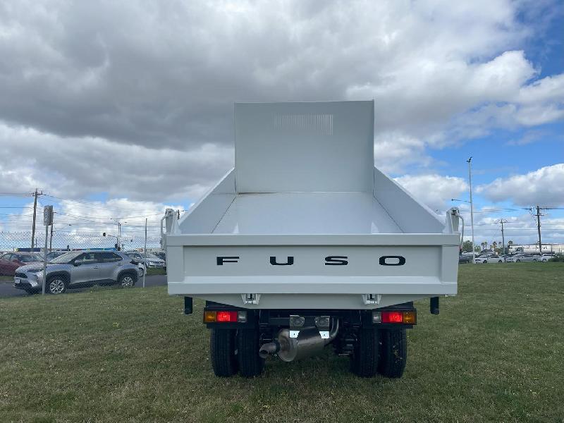 2024 Fuso Canter 615 White
