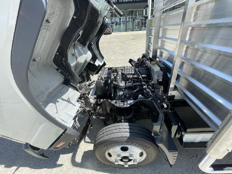 2023 Fuso Canter 515 