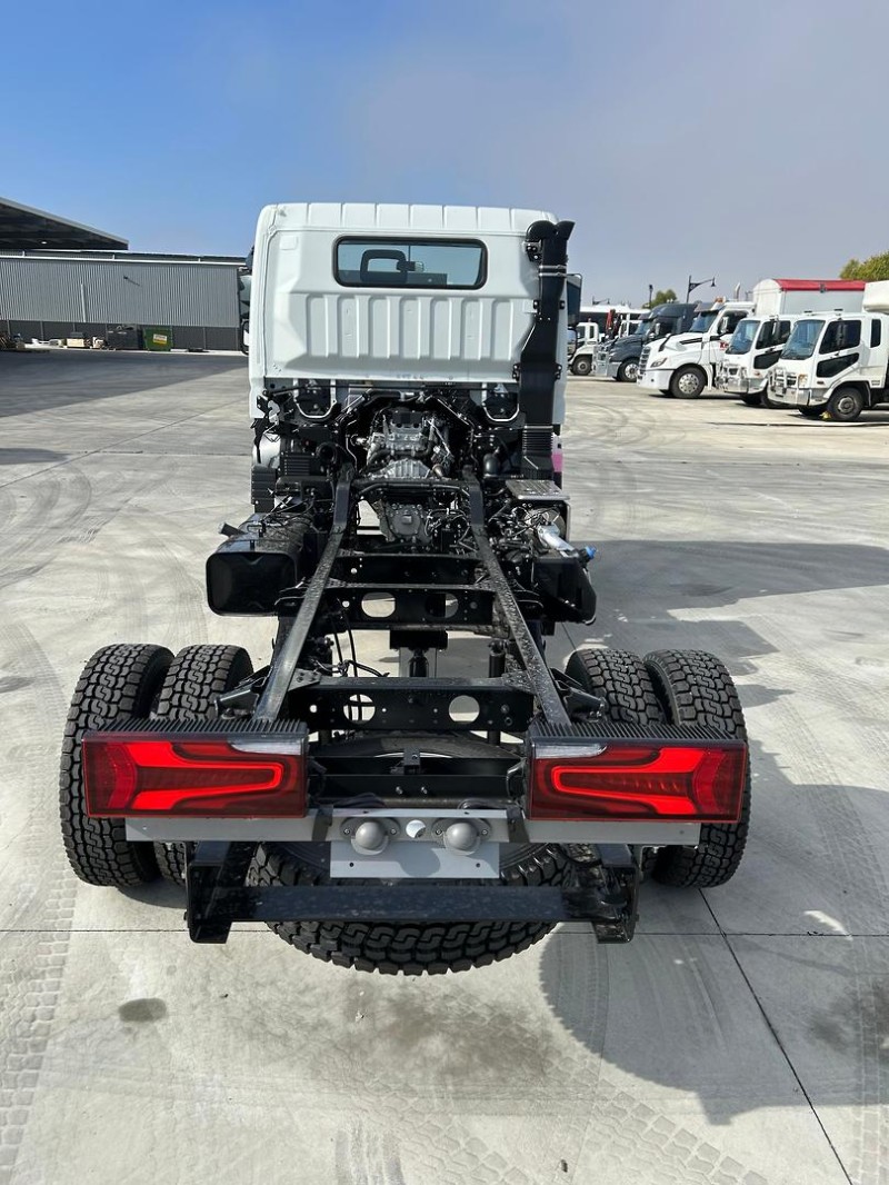 2026 Fuso Canter 4x4 4x4 CANTER IN STOCK READY FOR CUSTOM BODY 