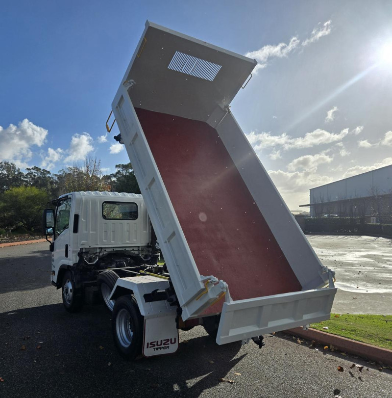 2022 Isuzu N Series NMR 60/45-150 