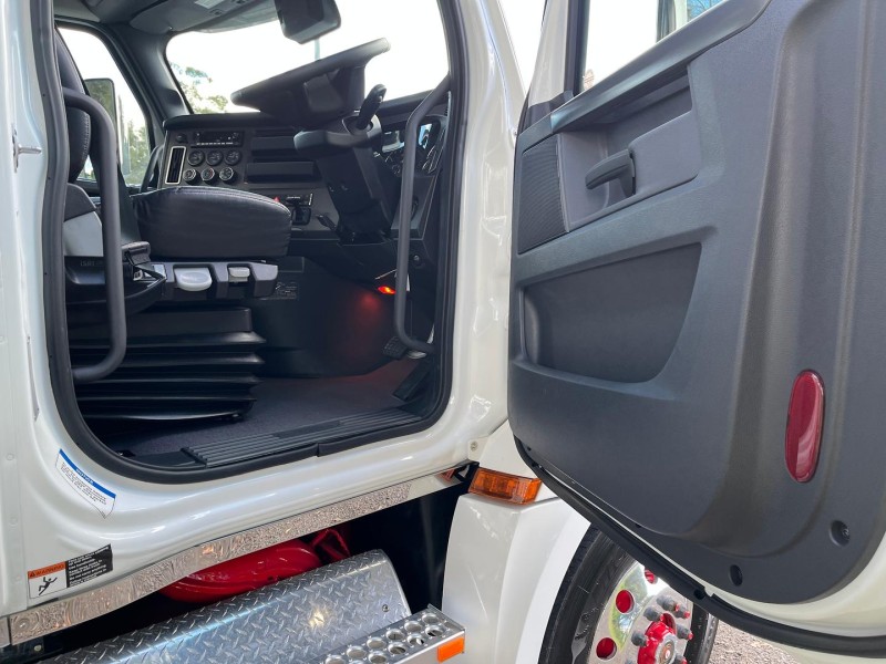 2024 Freightliner Cascadia 126 Tipper ENQUIRE ABOUT A PRICE 