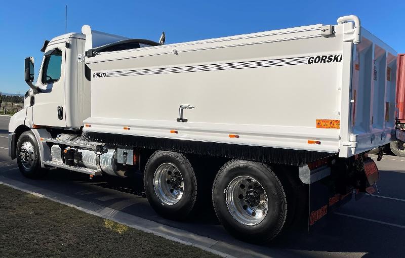 2024 Freightliner Cascadia 116 Tipper 
