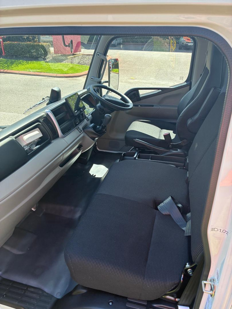 2025 Fuso Canter 515 Euro 5 Manual 