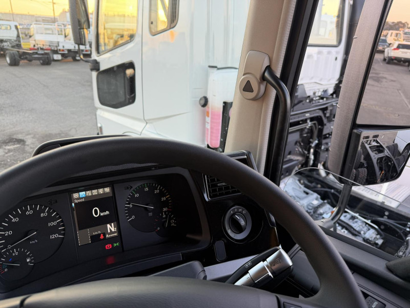 2026 Fuso Shogun FU84 360 14 Pallet Curtainsider 