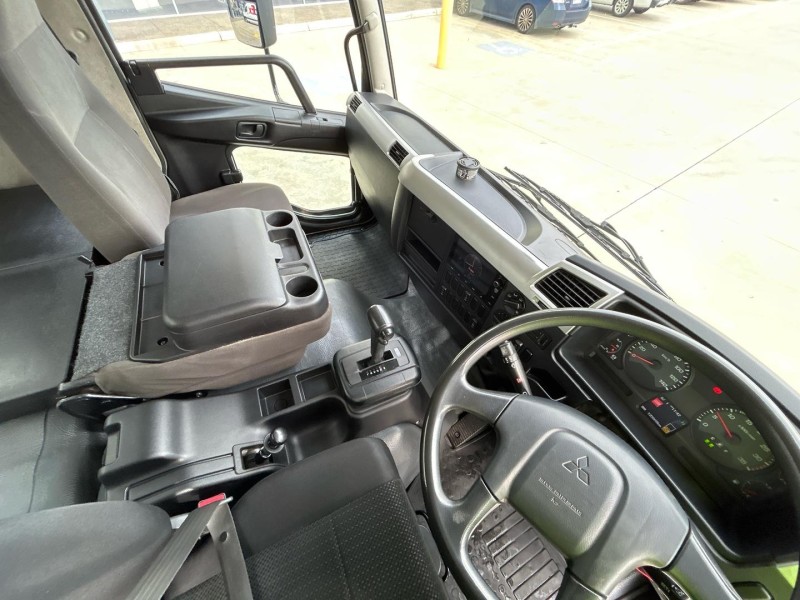 2022 Fuso Fighter 1424 10 Pallet Curtain sider with 2T Tail Lift 