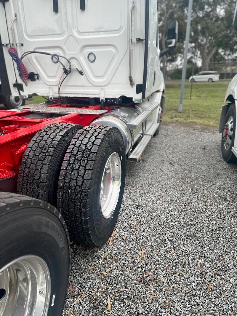 2024 Freightliner Cascadia 116 Freightliner Cascadia 116 