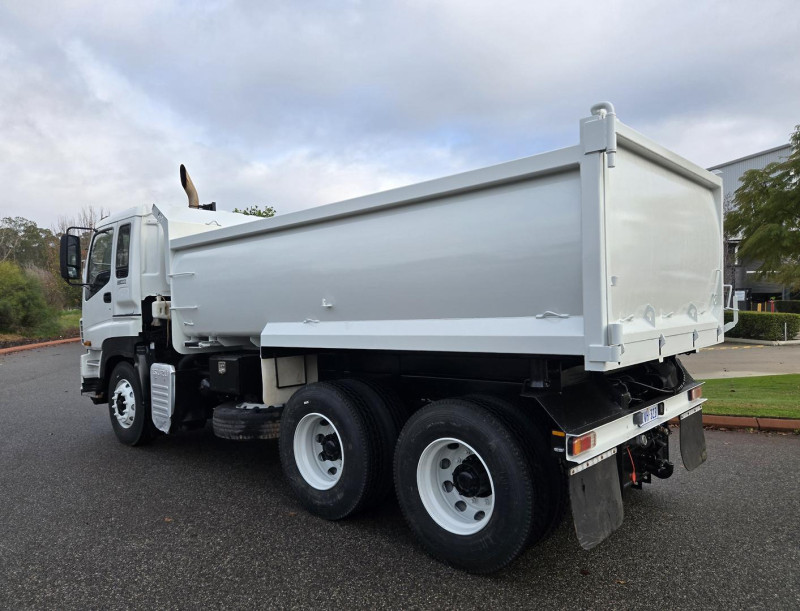 2013 Isuzu Giga CXZ 455 TIPPER 