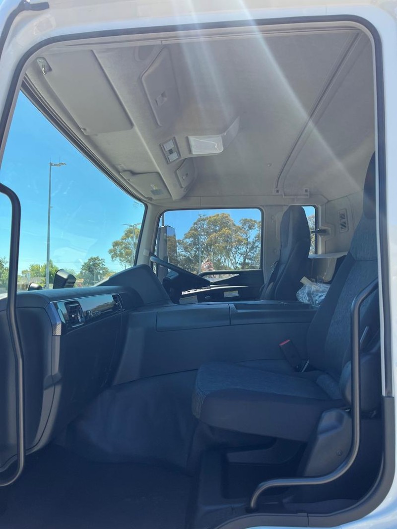 2024 Fuso Shogun FV74 460 