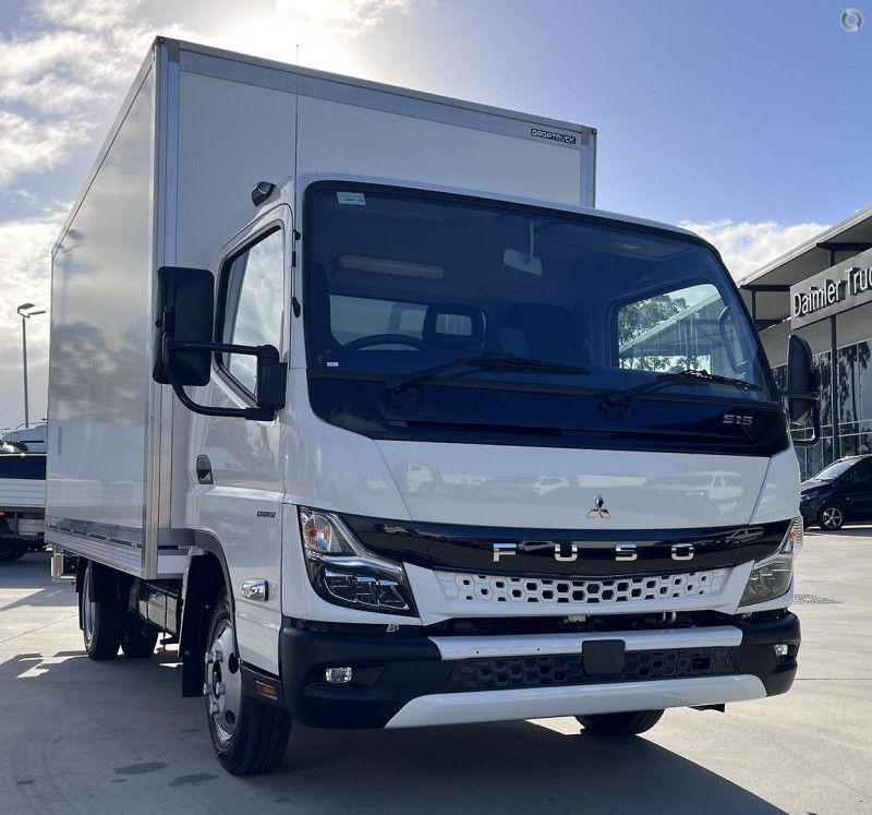 2025 Fuso Canter 515 Pantech PANTECH AND LOADER 