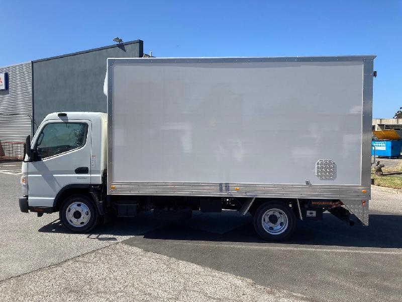 2018 Fuso Canter 515 