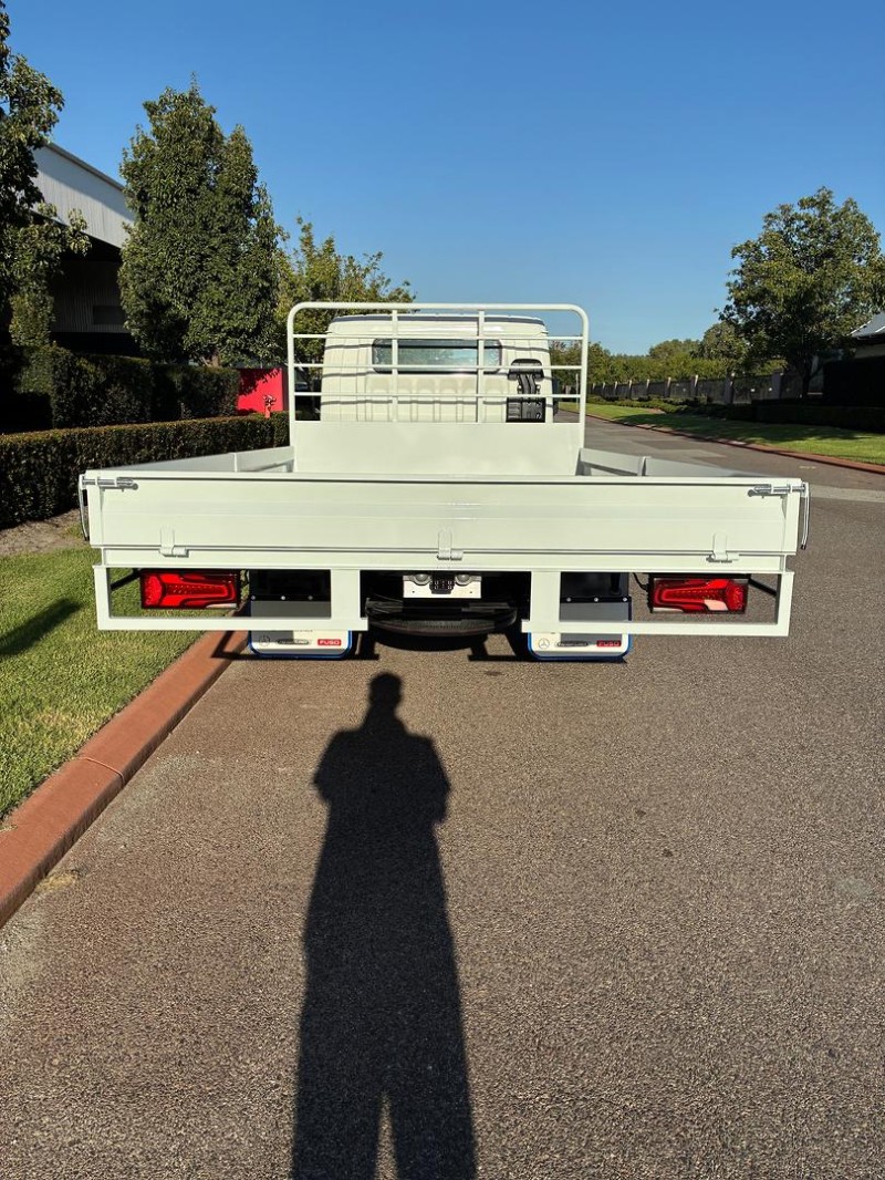 2026 Fuso Canter 815 Crew 