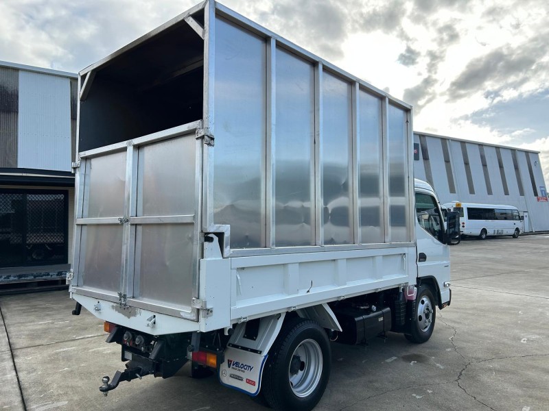 2024 Fuso Canter 615 Tipper REMAINDER OF FACTORY WARRANTY 