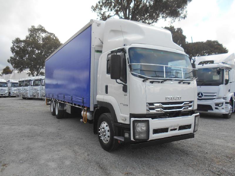2018 Isuzu Fvl