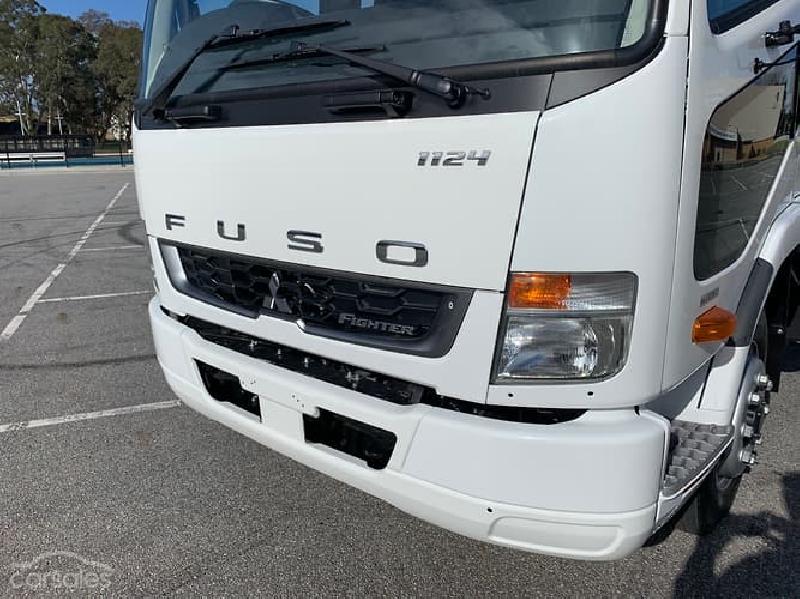 2024 Fuso Fighter 1124 MANUAL Tipper White