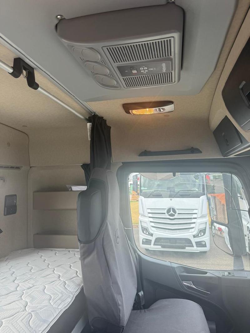 2024 Mercedes-Benz Actros MP5 2653 LS/33 MB9147 Arctic White