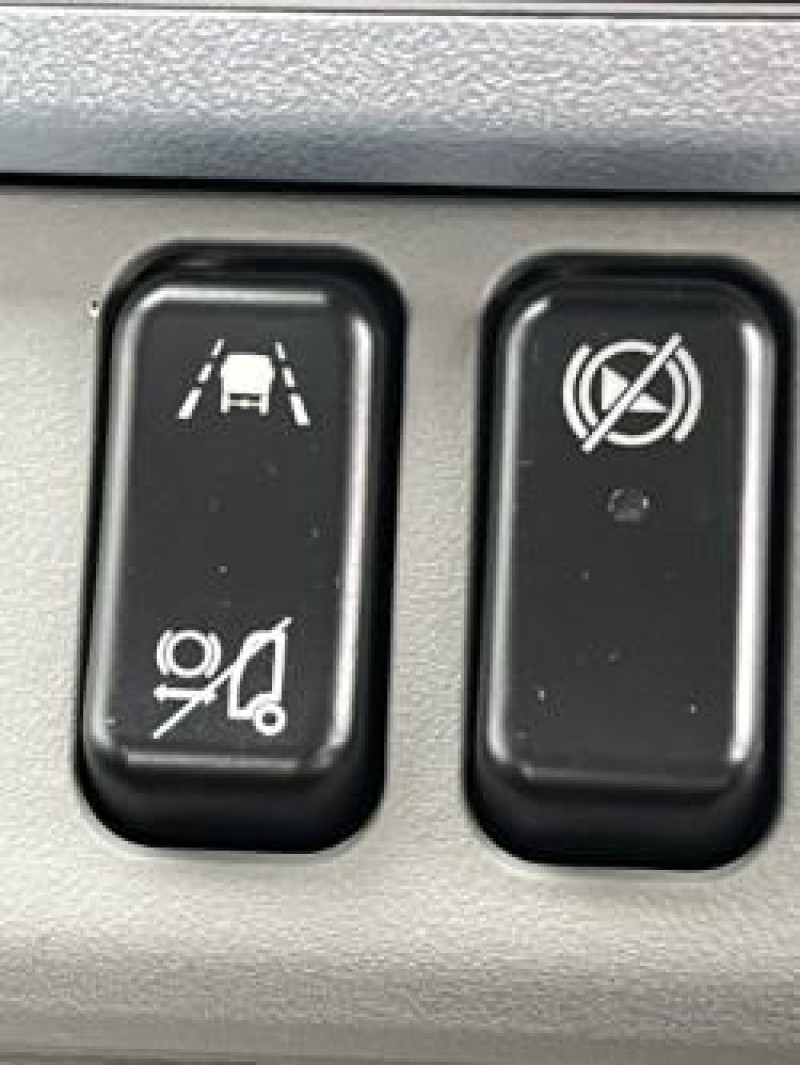 2025 Fuso Canter 615 