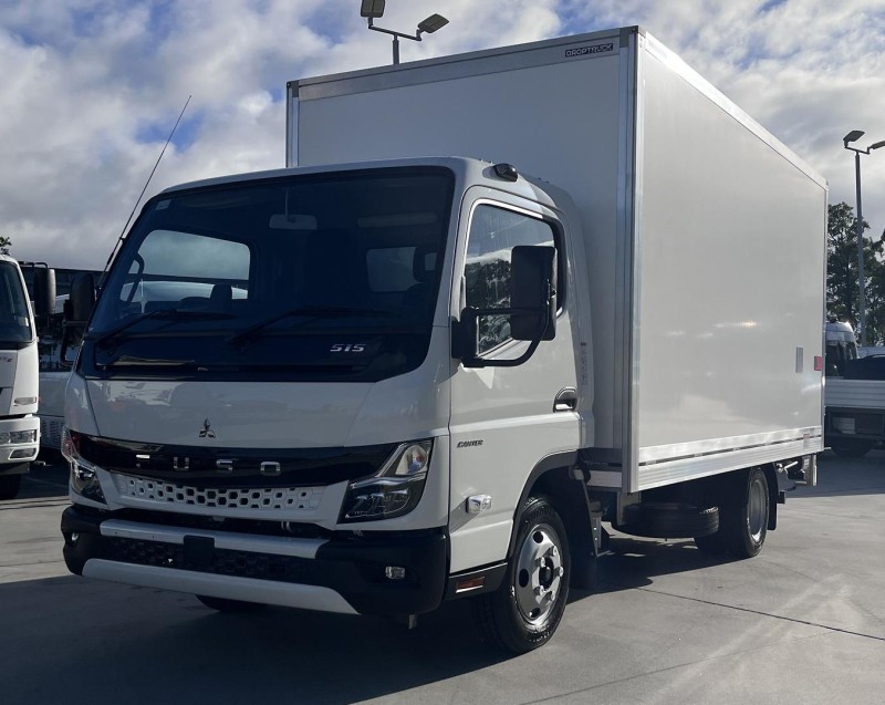 2025 Fuso Canter 515 PANTECH AND LOADER 