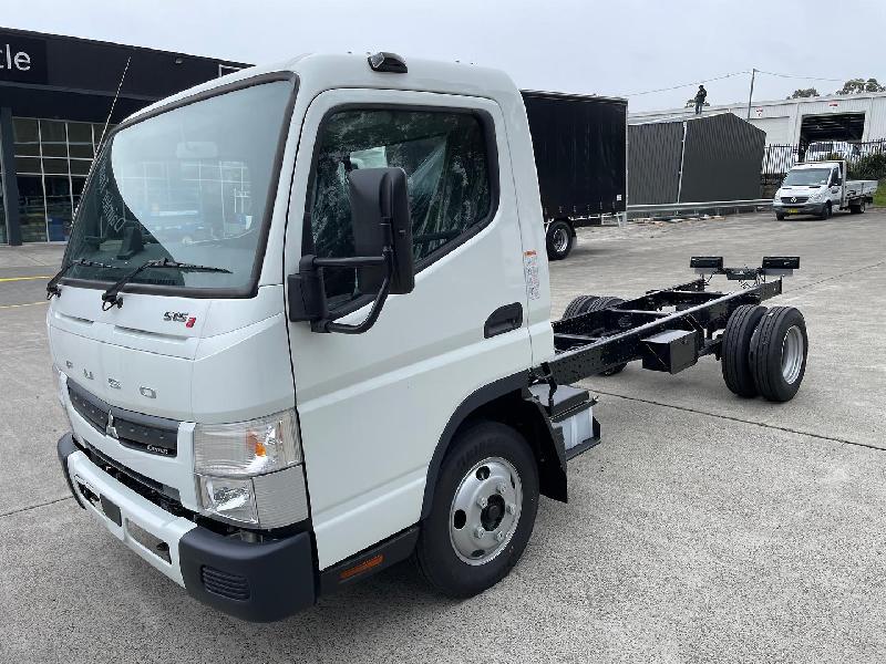 2023 Fuso Canter 515 