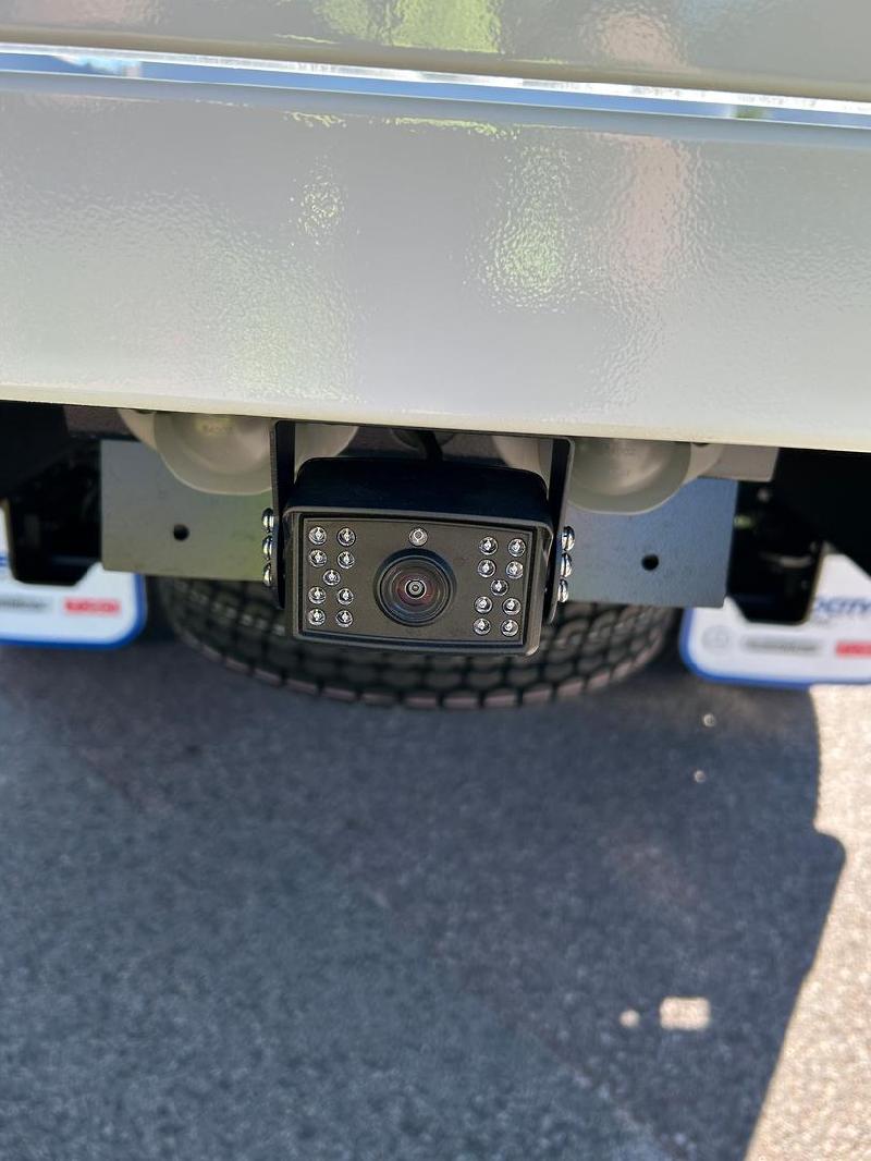 2025 Fuso Canter 4x4 Crewcab 