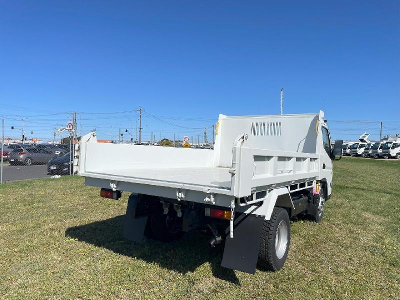 2025 Fuso Canter 815 Tipper 