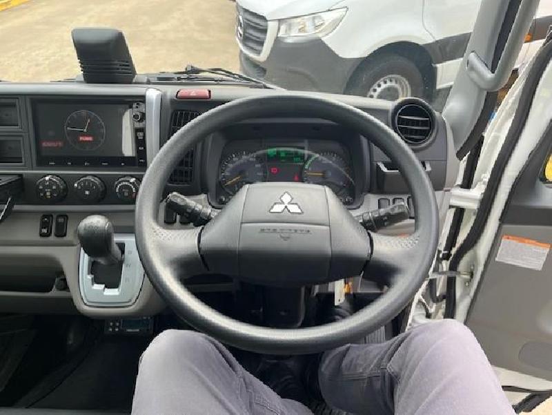 2023 Fuso Canter 515 