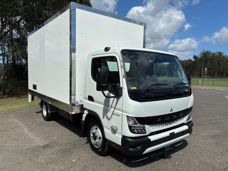2025 Fuso Canter 615 Car or Light Truck Licence rating available