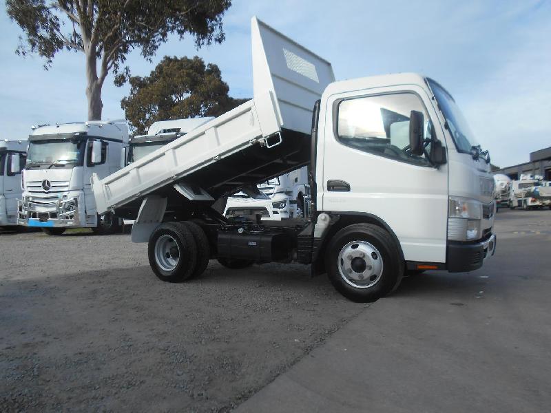 2021 Fuso CANTER 615 
