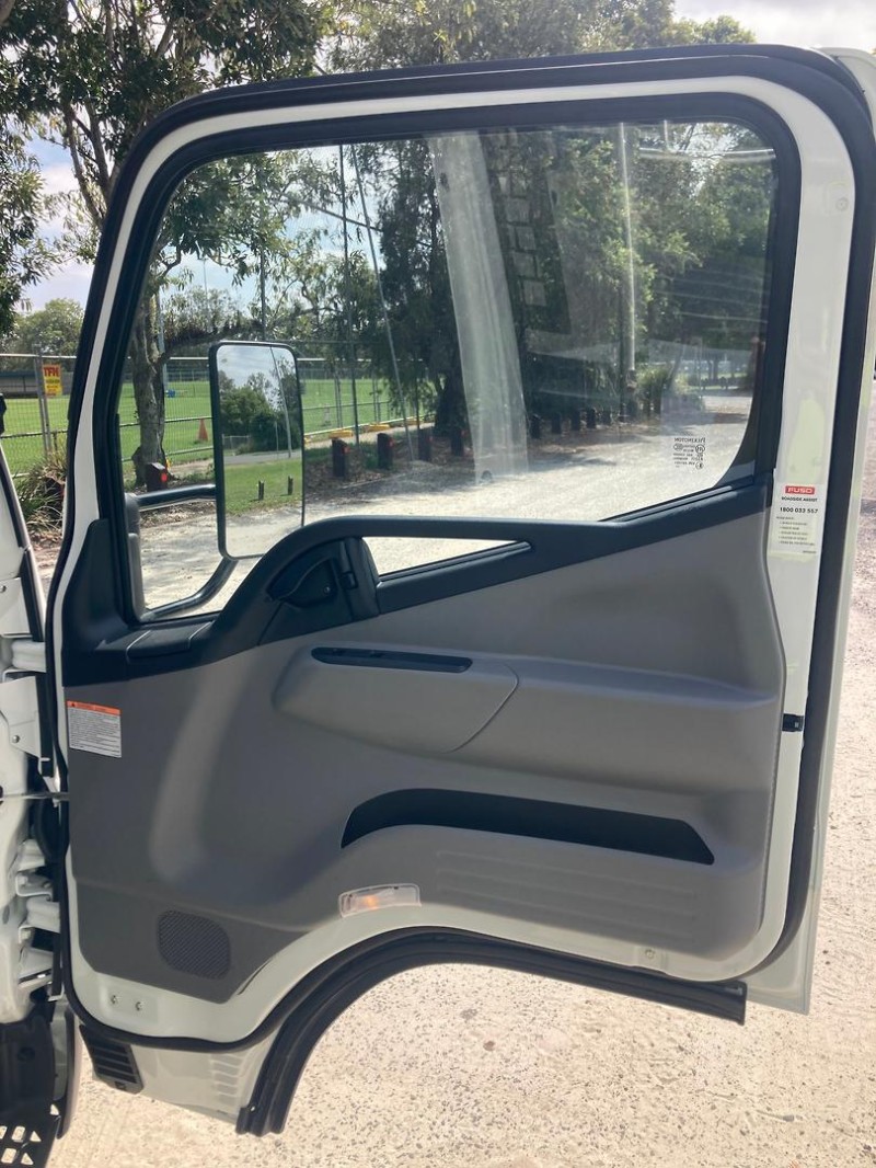 2024 Fuso Canter 515 LIDERKIT LIGHTWEIGHT BODY AND LOADER 