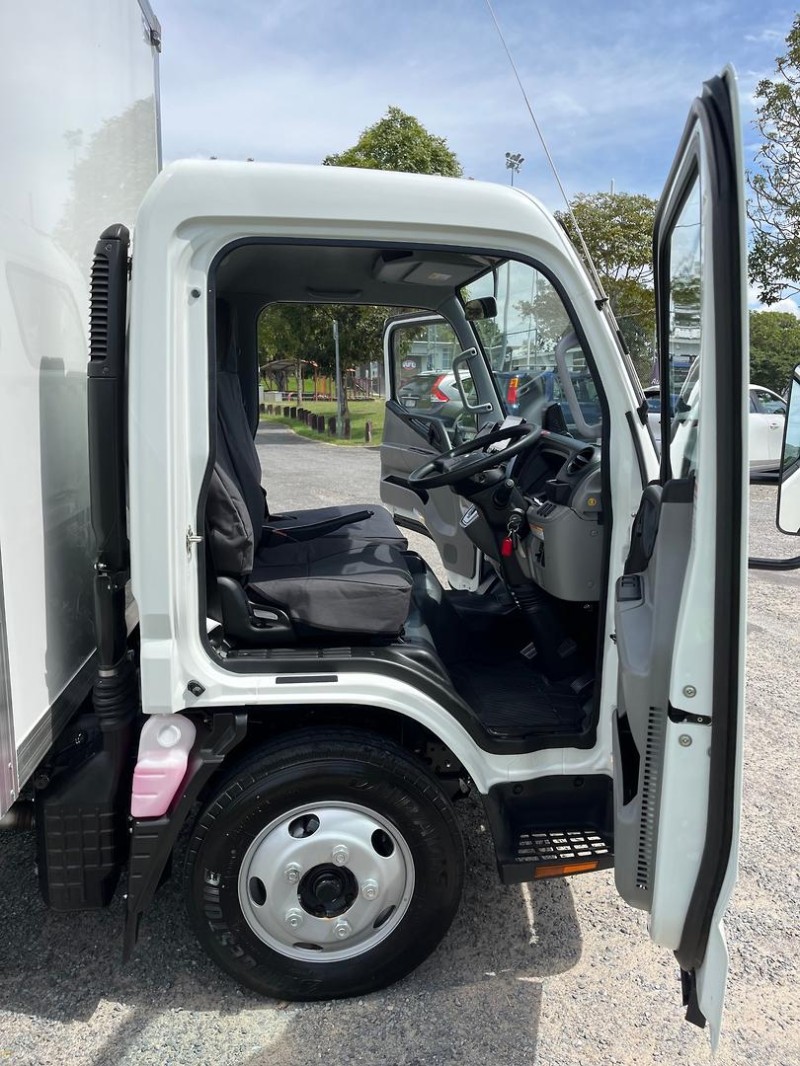 2024 Fuso Canter 515 ALLY PANTECH AND ROLLER DOOR 