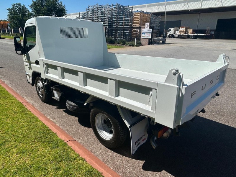 2025 Fuso Canter 615 Tipper Ex Demo 