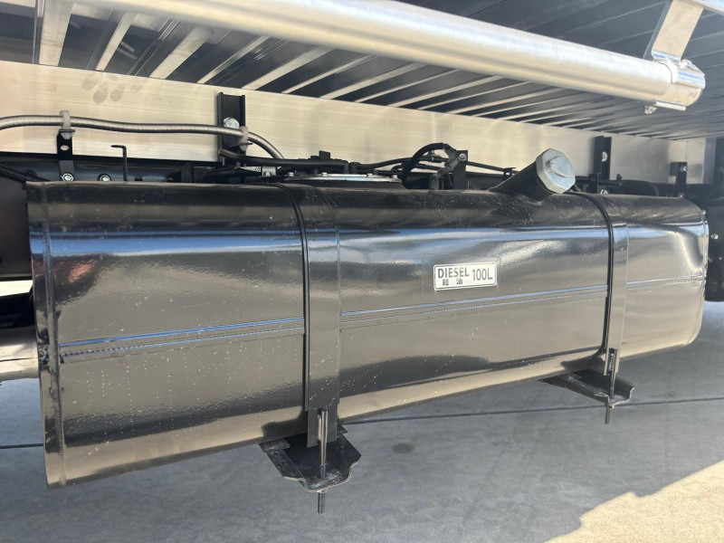 2026 Fuso Canter 515 Alloy Tray Canter Wide Cab MWB Trade Mate 