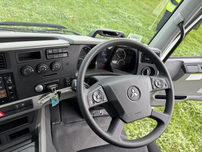 2025 Fuso Shogun FV84 400 14 Pallet Pantech with Tailgate 