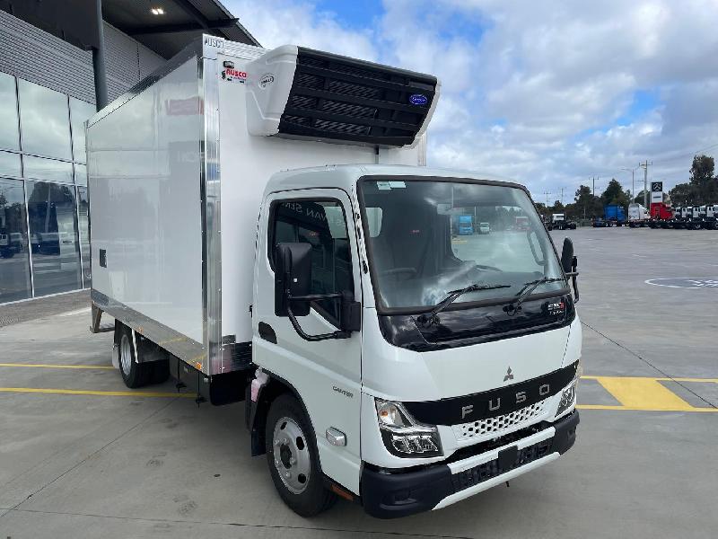 2025 Fuso CANTER 515 Narrow Cab 3 Pallet Fridge 