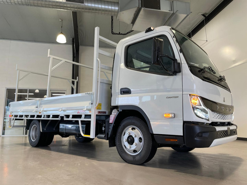 2025 Fuso Canter 615 AMT Euro 5 Traytop